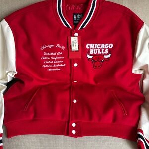 Ultra Game NBA Store Chicago Bulls Jacket NEW